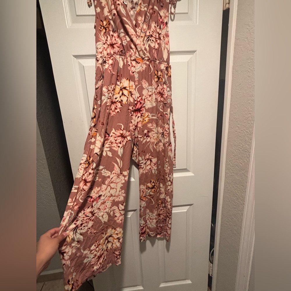 Target Brand Romper Size Medium - Picture 2 of 3